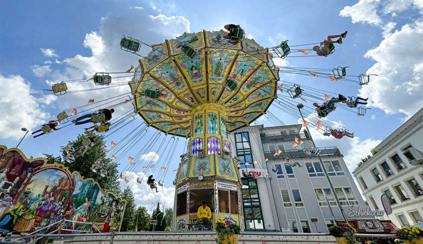 Kettenkarussell auf dem Libori in Paderborn