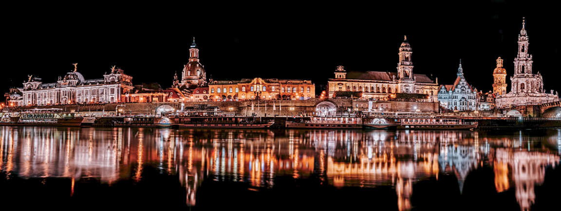 Sonntags Einkaufen in Dresden am verkaufsoffen Sonntag vor schönster Kulisse