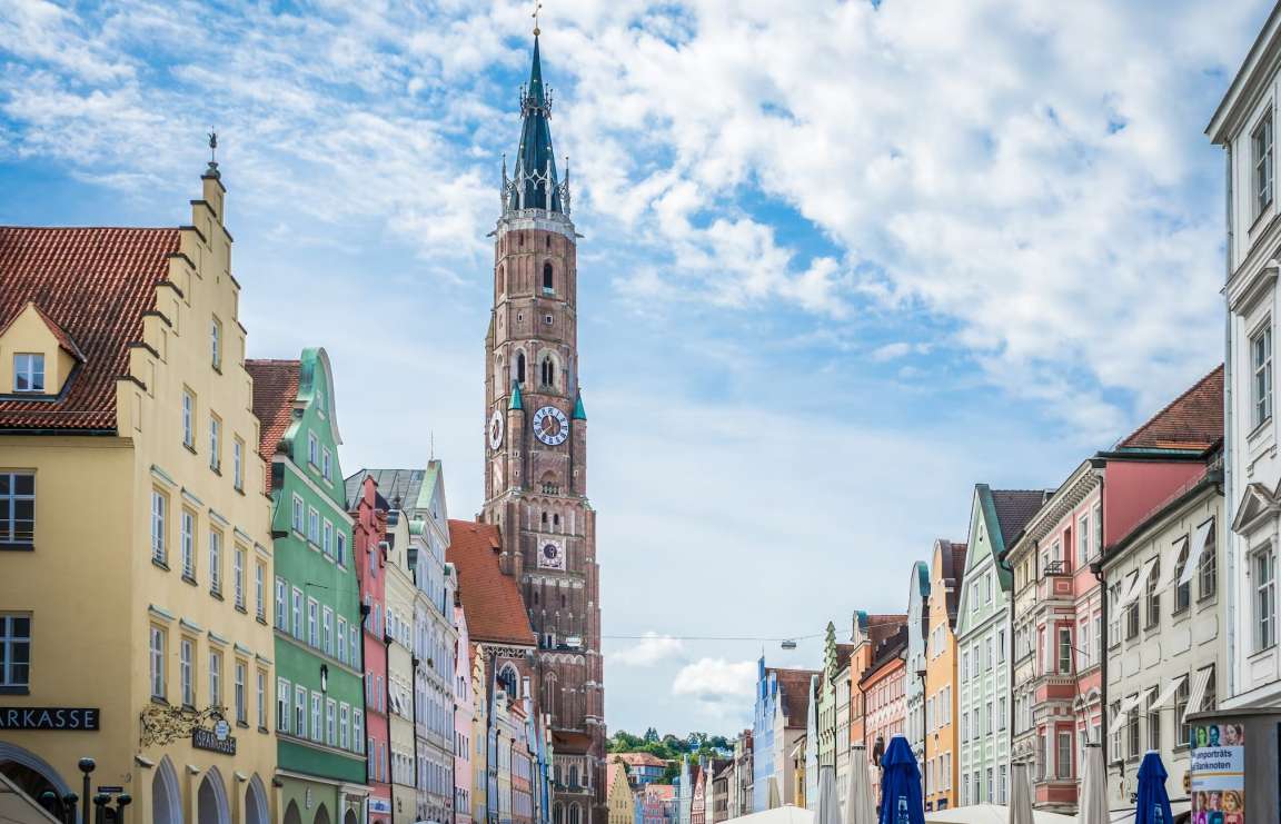Verkaufsoffener Sonntag in der Innenstadt von Landshut in Bayern